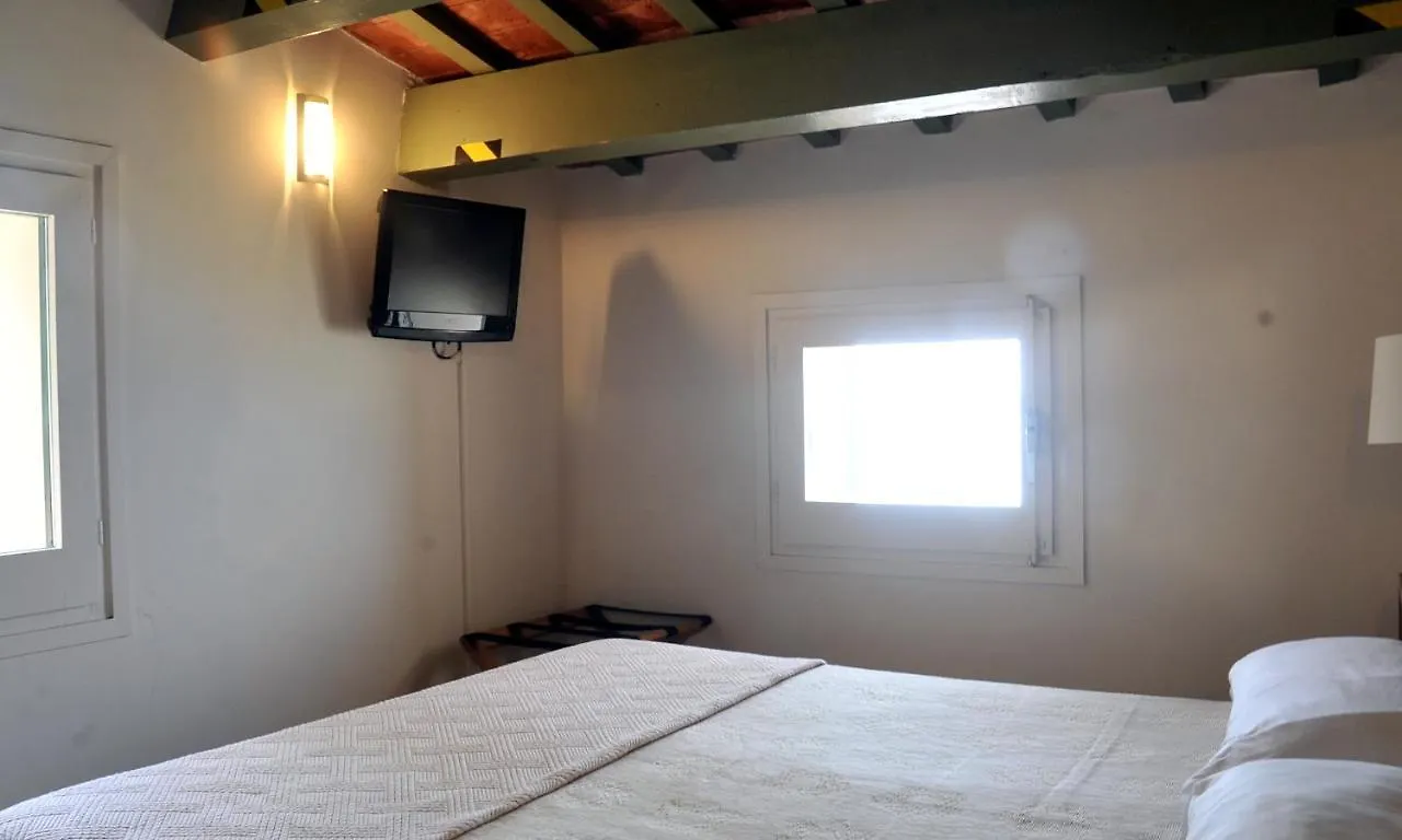 Hotel Kalima 칼데스 데스트락