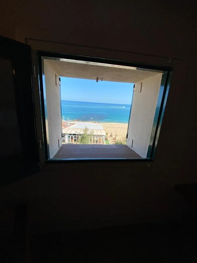 Hotel Kalima 칼데스 데스트락
